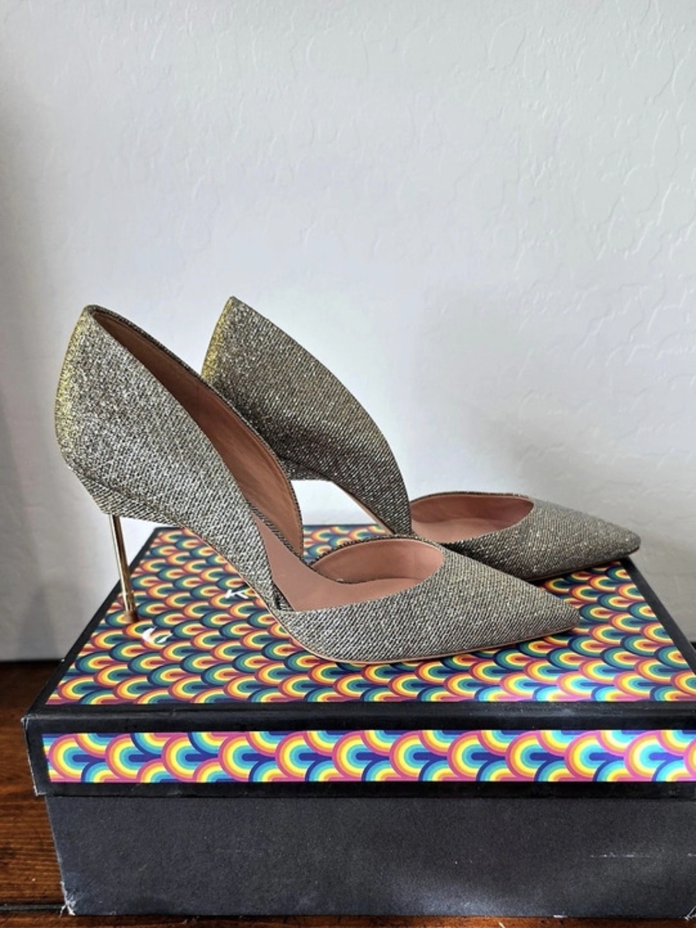 NWT Kurt Geiger London Bond 90 Bronze Glitter d'Orsay Pointed Toe Pump Size 7.5